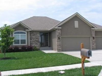 704 Crestridge Dr, Kearney, MO, 64060