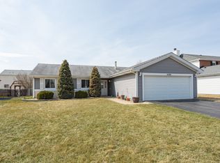 4590 Zeppelin Dr, Hanover Park, IL 60133