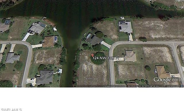 2nd image of 124 NW 13th Pl
