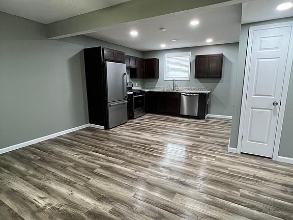 4th image of 115 Nelson Ln #A