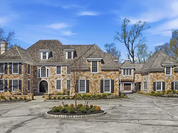 1300 Valley Rd, Villanova, PA 19085