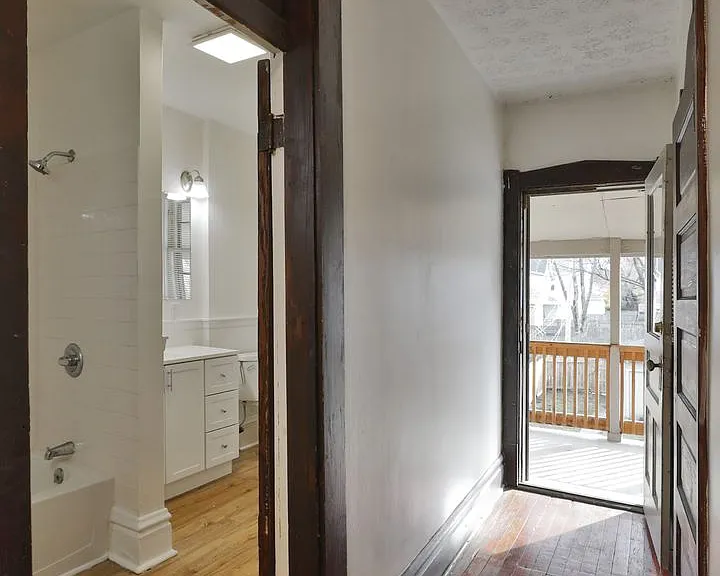 229 E 11th Ave — Photo 27
