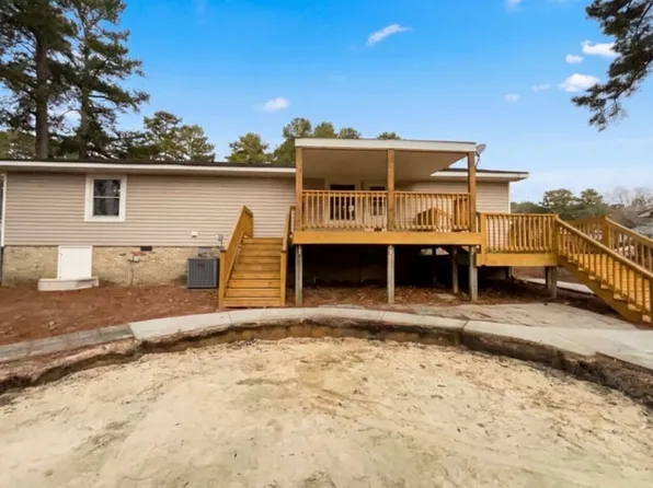 1008 Vesper Ln, Fayetteville, NC 28311