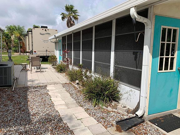 4th image of 2946 Gulf To Bay Blvd #121