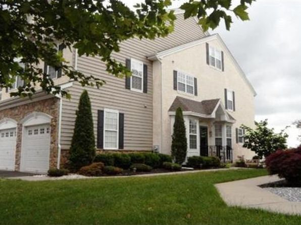 26 Brecknock Ct