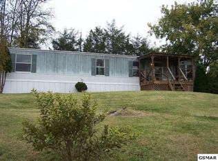 385 Cedar Glen Way, Bybee, TN 37713