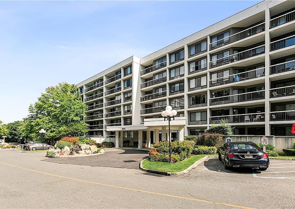 1st image of 400 High Point Dr APT 101