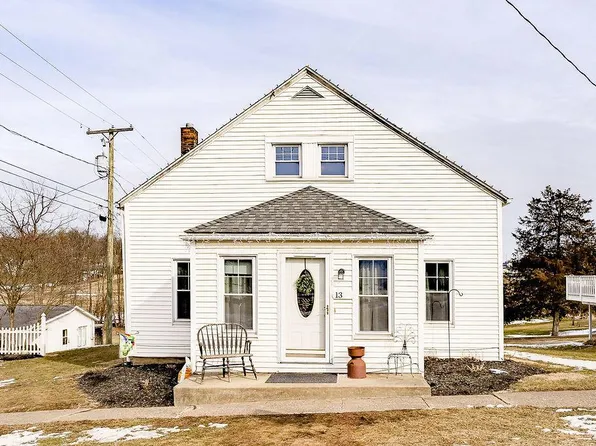 13 W Main St, Danville, OH 43014