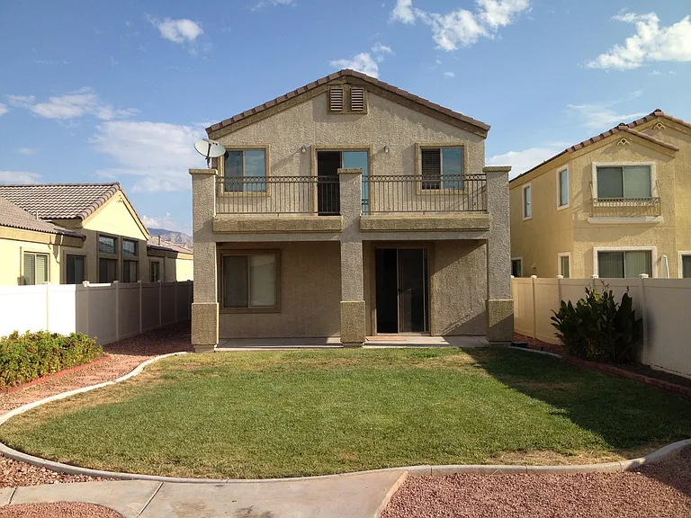 3621 Remington Grove Ave — Photo 19