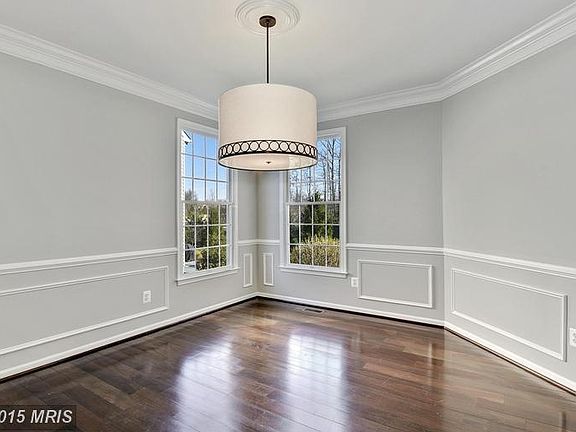 4th image of 20194 Hidden Creek Ct