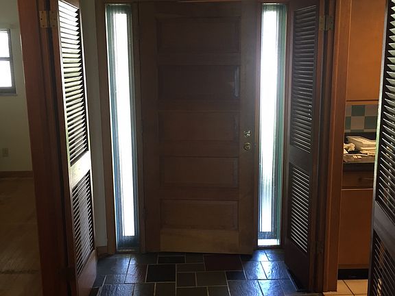 2nd image of 2359 Gardendale Dr
