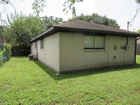 4th image of 4122 Belgrade Dr