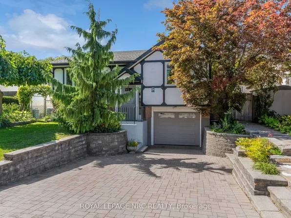 481 Bunting Rd, Saint Catharines, ON L2M 6X1