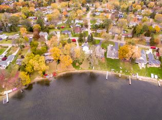 761 Laguna Dr, Wolverine Lake, MI 48390