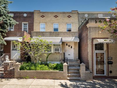 19-23 23rd Road, Astoria, NY, 11105