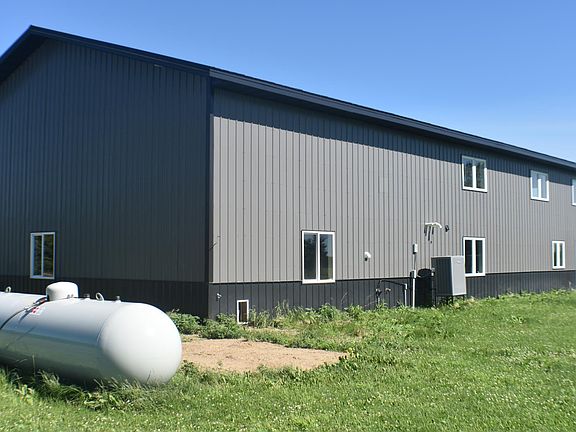 3rd image of 1342 Calvary Rd SE