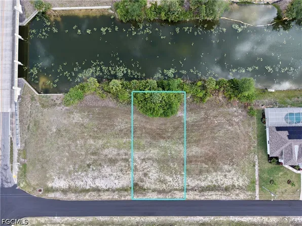 1404 NE 23rd Ter, Cape Coral, FL 33909