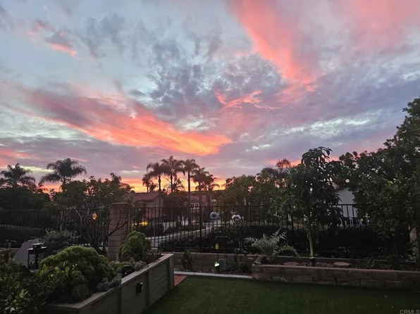 1585 Madrid Dr, Vista, CA 92081