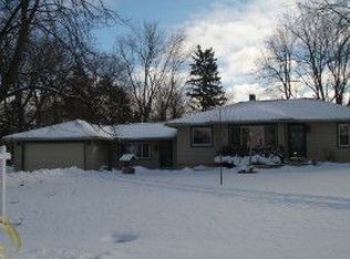 6410 Havelock Dr, Clarkston, MI 48346