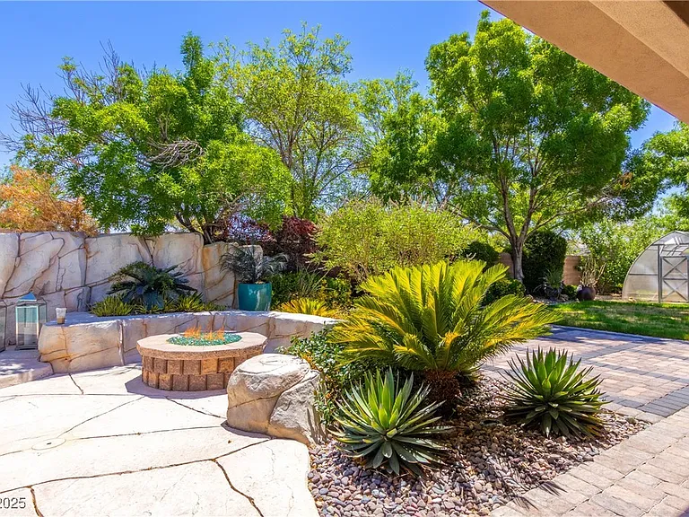 2960 American River Ln — Photo 13