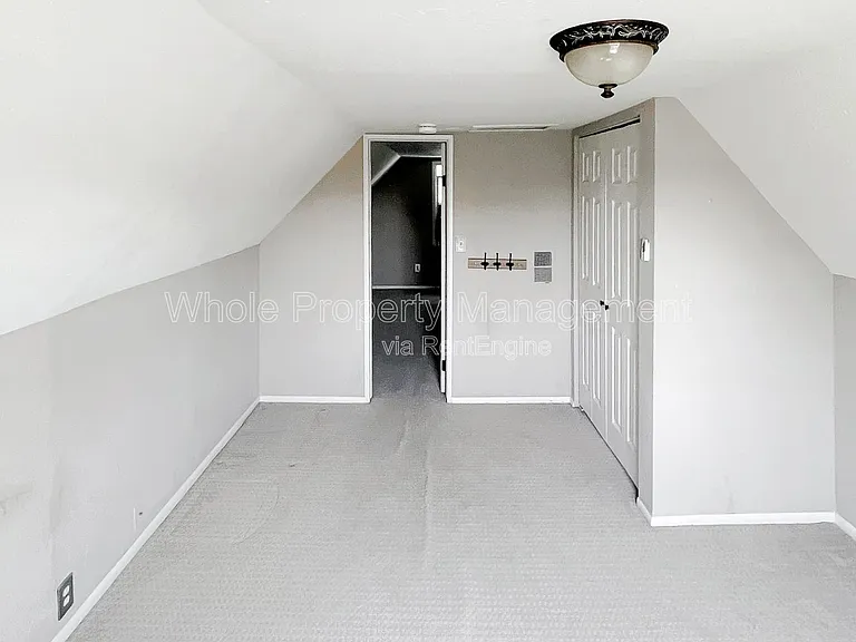 1733 W 39th Ave — Photo 12