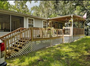 108 Longwood Cir, San Mateo, FL 32187