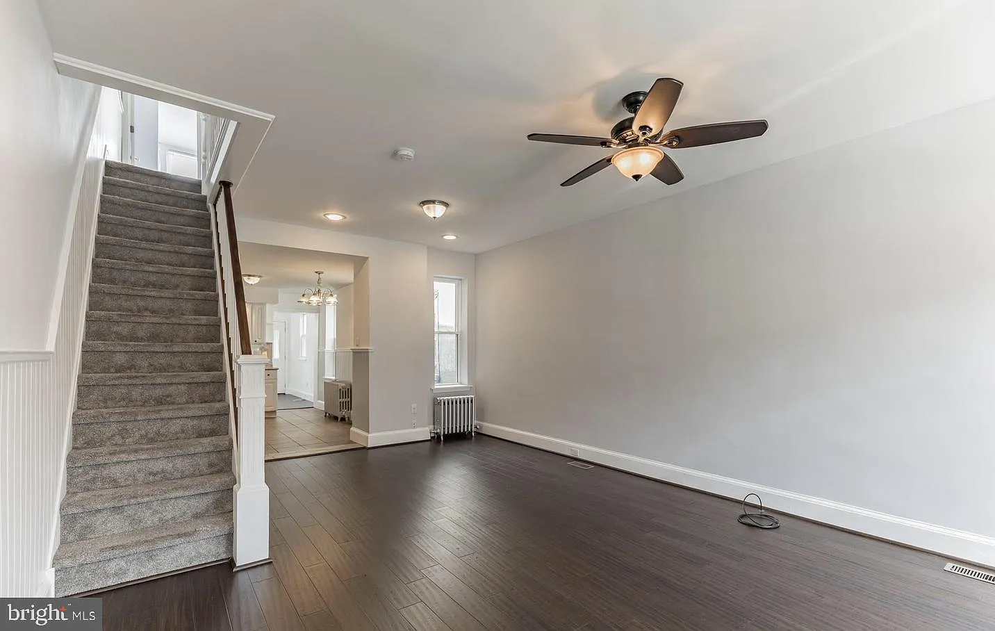 3 bed, 1282 sqft, $1,945 — Photo 2