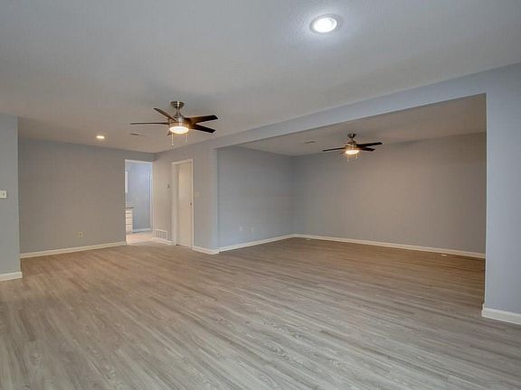 4th image of 1515 La Fonda Dr