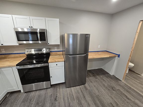 5th image of 17 Harding Way #1