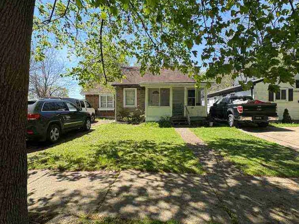 15817 Burgess St, Detroit, MI 48223