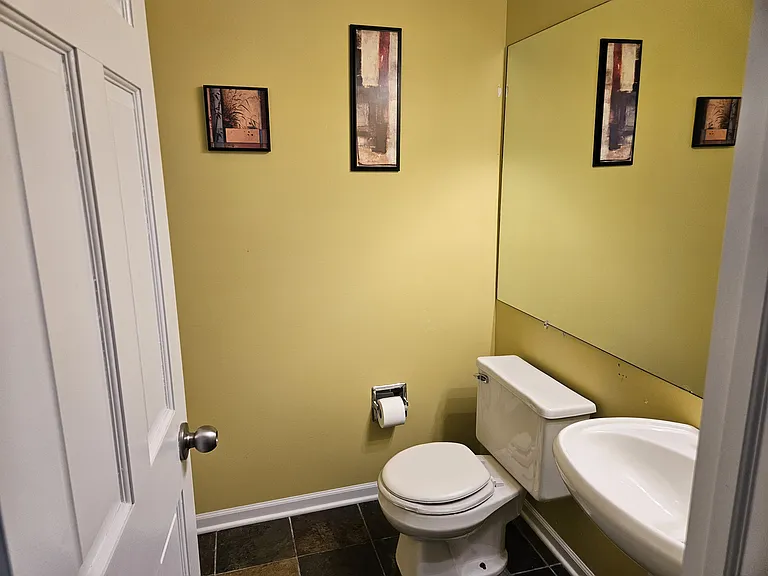 615 Woodhaven Dr — Photo 21