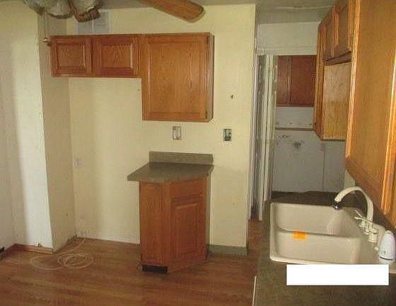 2nd image of 3119 Elyria Ave #B
