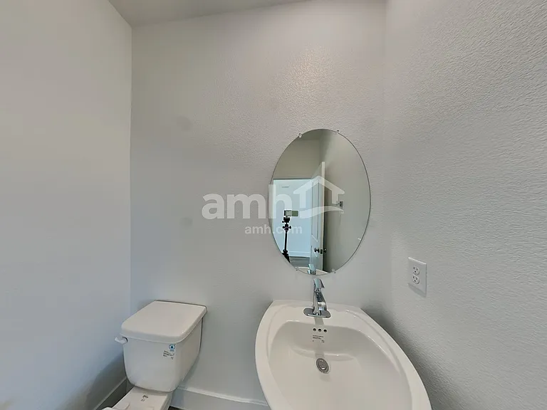 5789 Morgans Mile St — Photo 8