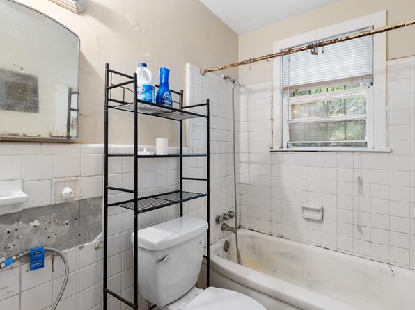 columbia-south-carolina-370661572 picture