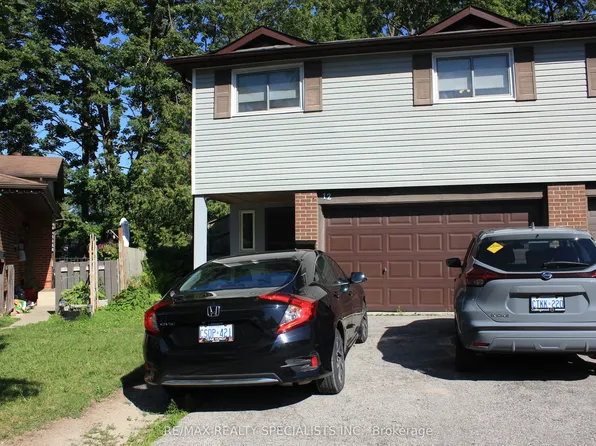 12 Woodgrove Ct, Barrie, ON L4M 5B6