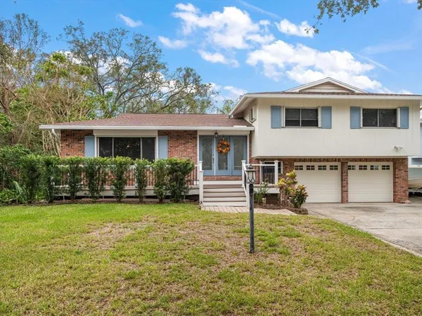 1580 JUNGLE AVENUE N, ST PETERSBURG, FL 33710
