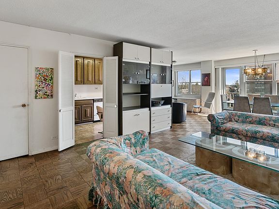 2nd image of 70-31 108th St #5J