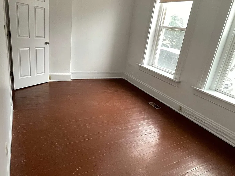 2335 Rohs St — Photo 9