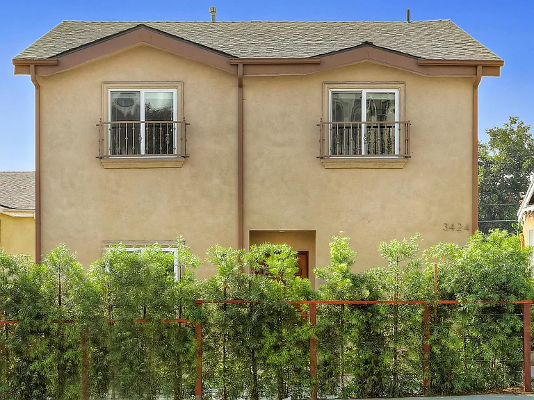 3424 Bellevue - Front