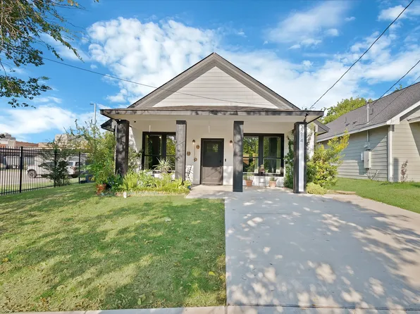 2214 Gordon St, Greenville, TX 75401