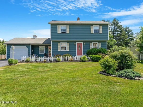 3 Fairway Lane, Schenectady, NY 12304