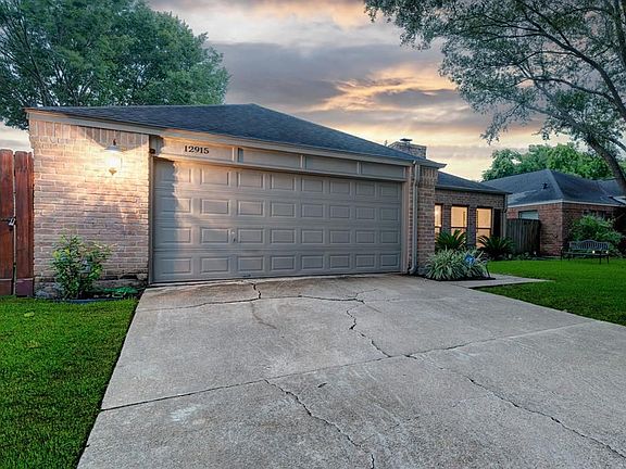 3rd image of 12915 Avenida Vaquero St