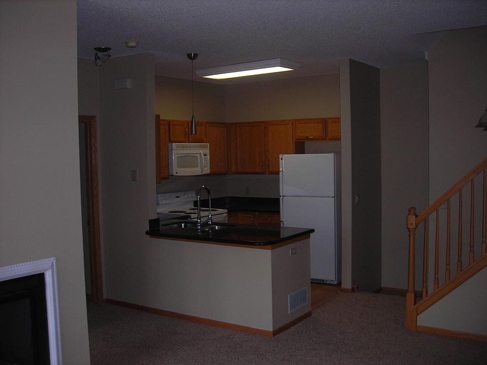 2nd image of 610 Woodduck Dr