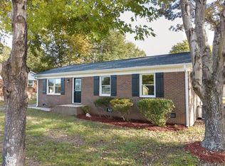 311 Robinson Clemmer Rd, Dallas, NC 28034