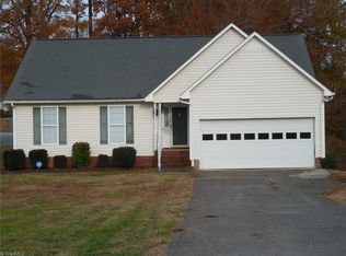 1801 Spring Path Trl, Clemmons, NC 27012