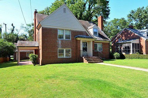 2nd image of 3121 Bute Ln