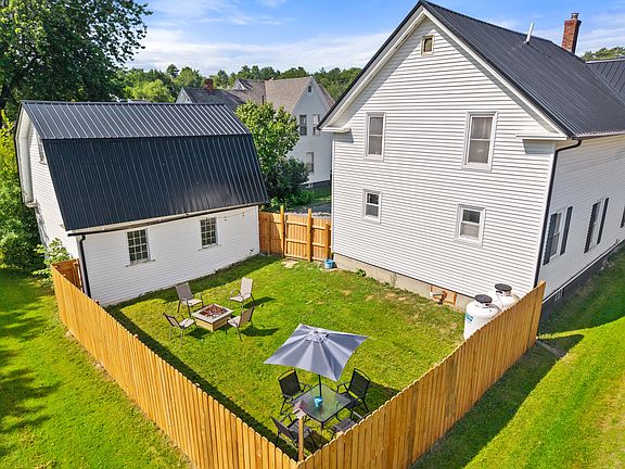 3rd image of 364 Brunswick Street