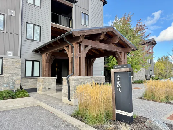 12 Beckwith Ln #302, The Blue Mountains, ON L9Y 0A4