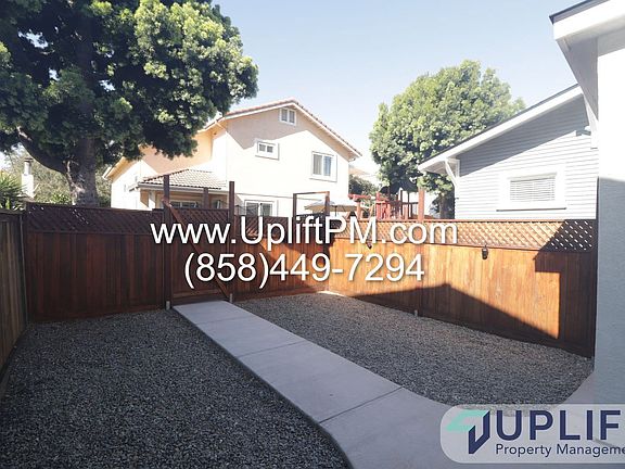 3rd image of 4749 35th St