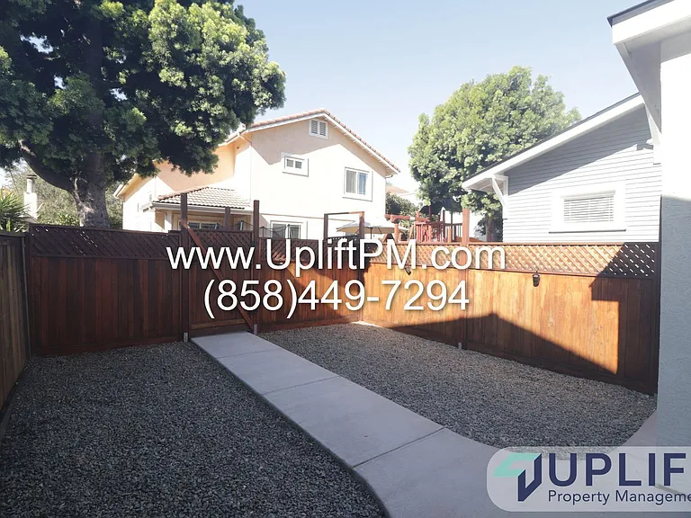 4749 35th St — Photo 3